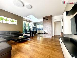 Pronájem rodinného domu, Králův Dvůr, Nad Máchovnou, 192 m2