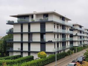 Pronájem bytu 3+kk, Praha - Hostivař, U hostivařského nádraží, 126 m2