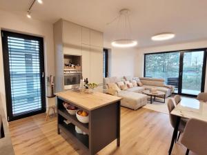 Pronájem bytu 3+kk, Praha - Hostivař, U hostivařského nádraží, 126 m2