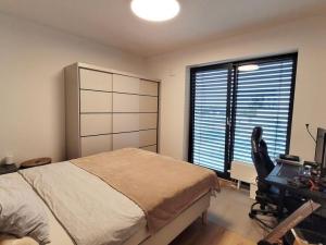 Pronájem bytu 3+kk, Praha - Hostivař, U hostivařského nádraží, 126 m2