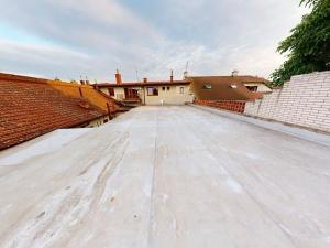 Prodej komerční nemovitosti, Hradec Králové, Zelená, 160 m2