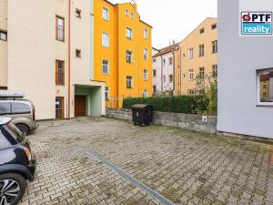 Pronájem bytu 2+kk, Plzeň, Houškova, 65 m2