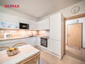 Pronájem bytu 2+kk, Hostivice, Pšeničná, 53 m2