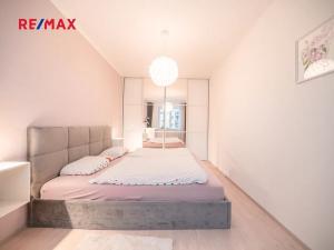Pronájem bytu 2+kk, Hostivice, Pšeničná, 53 m2