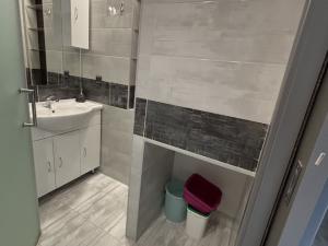 Prodej bytu 3+1, Frýdek-Místek - Frýdek, Novodvorská, 68 m2