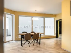 Prodej bytu 3+kk, České Budějovice, Volejbalistů, 92 m2