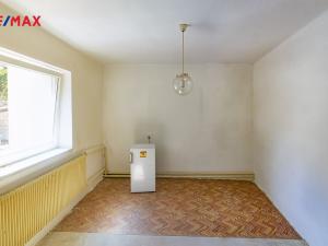 Prodej rodinného domu, Týnec nad Labem, Husova, 60 m2