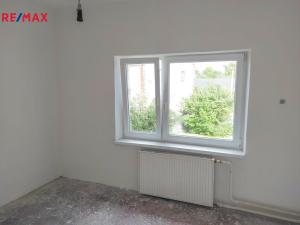 Prodej rodinného domu, Týnec nad Labem, Husova, 60 m2