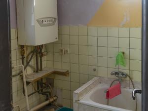 Prodej rodinného domu, Týnec nad Labem, Husova, 68 m2