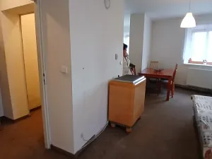 Pronájem bytu 2+kk, Praha - Libeň, V Holešovičkách, 42 m2