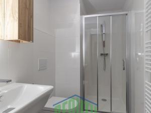 Pronájem bytu 2+kk, Horoměřice, Žižkova, 48 m2