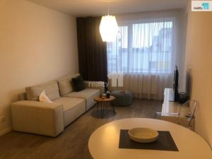 Pronájem bytu 2+kk, Plzeň - Černice, Vltavínová, 56 m2