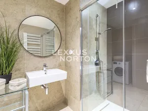 Prodej bytu 2+kk, Praha - Smíchov, Kobrova, 79 m2