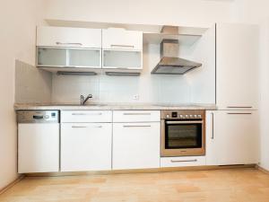 Pronájem bytu 2+kk, Praha - Hodkovičky, U Zátiší, 66 m2