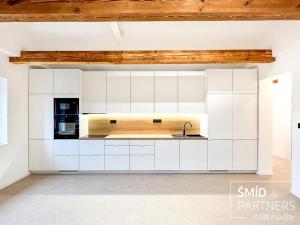 Prodej bytu 3+kk, Karlovy Vary, Mattoniho nábřeží, 85 m2