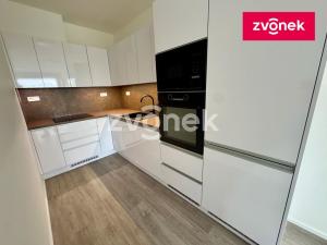 Pronájem bytu 2+kk, Zlín, Nad Stráněmi, 53 m2