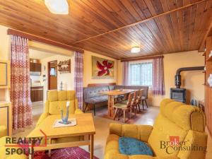 Prodej rodinného domu, Valtice - Úvaly, 101 m2