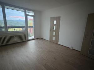 Pronájem bytu 3+1, Bílina, Sídliště Za Chlumem, 82 m2