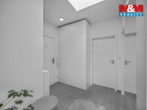 Prodej bytu 3+kk, Praha - Černý Most, Dobrovolného, 59 m2