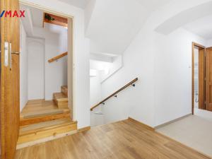 Prodej rodinného domu, Jáchymov - Suchá, 233 m2