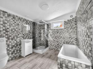 Prodej rodinného domu, Frýdlant, K. Světlé, 100 m2