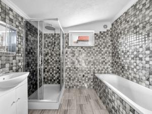 Prodej rodinného domu, Frýdlant, K. Světlé, 100 m2