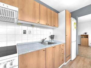 Pronájem bytu 1+kk, Milovice, Braniborská, 30 m2