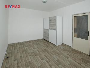 Prodej bytu 1+1, Plzeň, Komenského, 42 m2