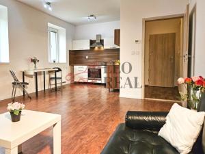 Pronájem bytu 2+kk, Nový Jičín, Suvorovova, 55 m2