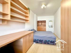 Pronájem bytu 2+1, Praha - Libeň, U Slovanky, 56 m2