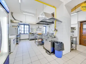 Prodej ubytování, Bouzov, 1023 m2