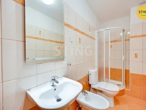 Prodej ubytování, Bouzov, 1023 m2