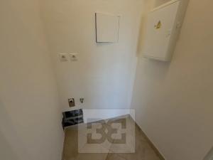 Pronájem bytu 2+kk, Praha - Holešovice, Jankovcova, 50 m2