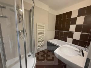 Pronájem bytu 2+kk, Praha - Holešovice, Jankovcova, 50 m2