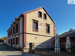 Prodej restaurace, Rokycany, Dolní příkopy, 541 m2