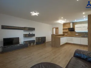 Prodej bytu 2+kk, Velešovice, 62 m2