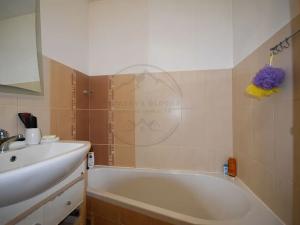 Prodej bytu 3+1, Jeseník, Rudná, 79 m2