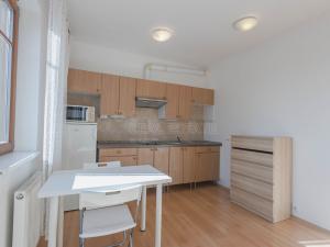 Prodej bytu 1+kk, Praha - Hostivař, Vladycká, 28 m2