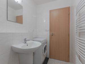 Prodej bytu 1+kk, Praha - Hostivař, Vladycká, 28 m2