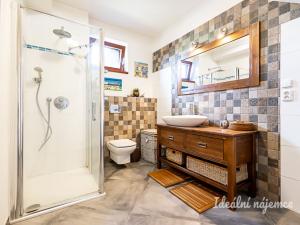Pronájem rodinného domu, Měšice, Nad Babím dolem, 131 m2