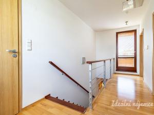 Pronájem rodinného domu, Měšice, Nad Babím dolem, 131 m2