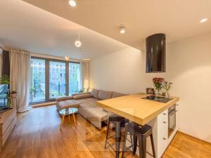 Pronájem bytu 2+kk, Praha - Karlín, U Mlýnského kanálu, 58 m2