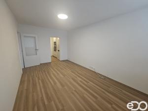 Pronájem bytu 2+kk, Praha, Ciolkovského, 43 m2