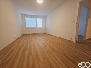 Pronájem bytu 2+kk, Praha, Ciolkovského, 43 m2