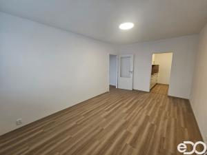 Pronájem bytu 2+kk, Praha, Ciolkovského, 43 m2