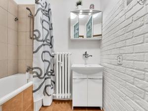 Prodej bytu 2+1, Neratovice, Čtvercová, 61 m2