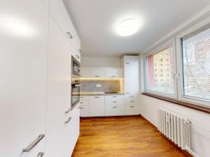 Pronájem bytu 2+1, Otrokovice, Nádražní, 60 m2