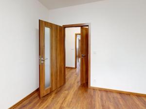 Pronájem bytu 2+1, Otrokovice, Nádražní, 60 m2