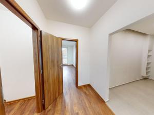 Pronájem bytu 2+1, Otrokovice, Nádražní, 60 m2