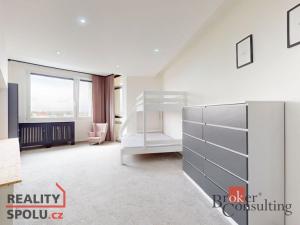 Prodej bytu 3+1, Chomutov, Bezručova, 81 m2